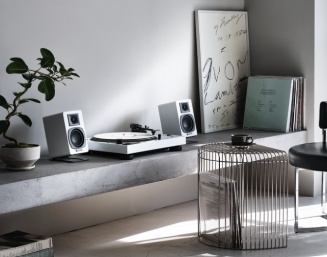 Farben für den Frühling - mit Audio-TechnicaNews  |  DLH.NET The Gaming People