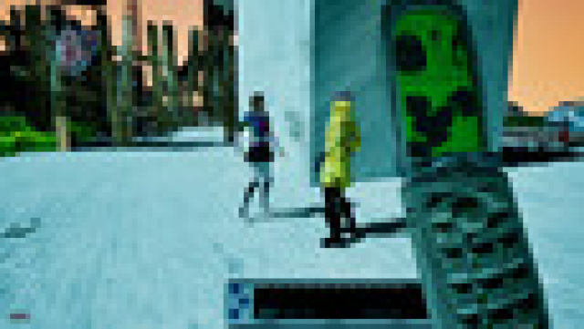 A Y2K Fever Dream Game for Friends Out NowNews  |  DLH.NET The Gaming People