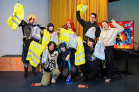 Genshin Impact-Fans erhellen die Straßen Berlins