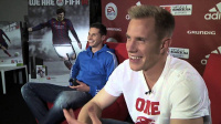 FIFA 14: Rote Karte nach zwei Minuten: Marc André ter Stegen und Julian Draxler liefern sich spannendes Duell an der Xbox One