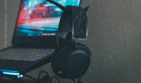 Headset vs. Kopfhörer und Mikrofon: Der ultimative Vergleich für Gamer