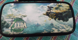 Zelda: Tears of the Kingdom - Nintendo Switch Tasche