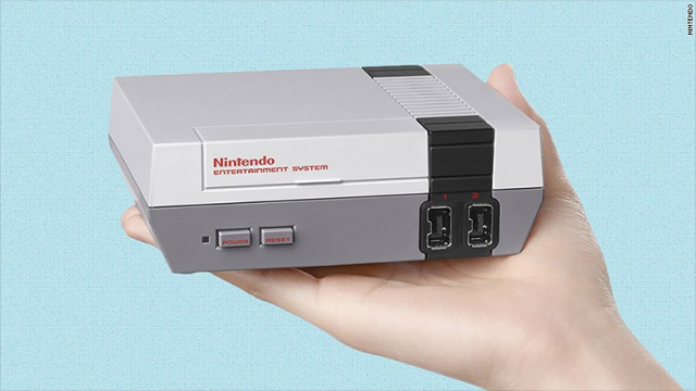 Nintendo Releasing Mini Collector's Edition of the Classic NES with 30 GamesNews - Hardware news  |  DLH.NET The Gaming People