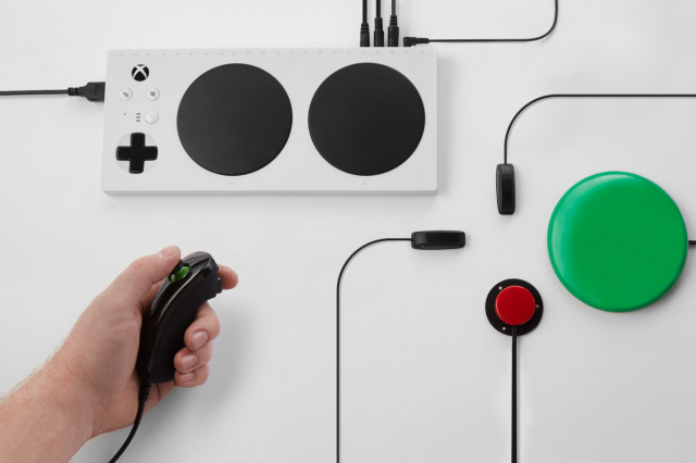 Microsoft's New Adaptive Controller For People With Special Needs Looks WildNews - Hardware news  |  DLH.NET The Gaming People